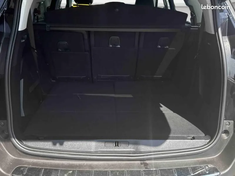 Peugeot 5008 2020 photo 5