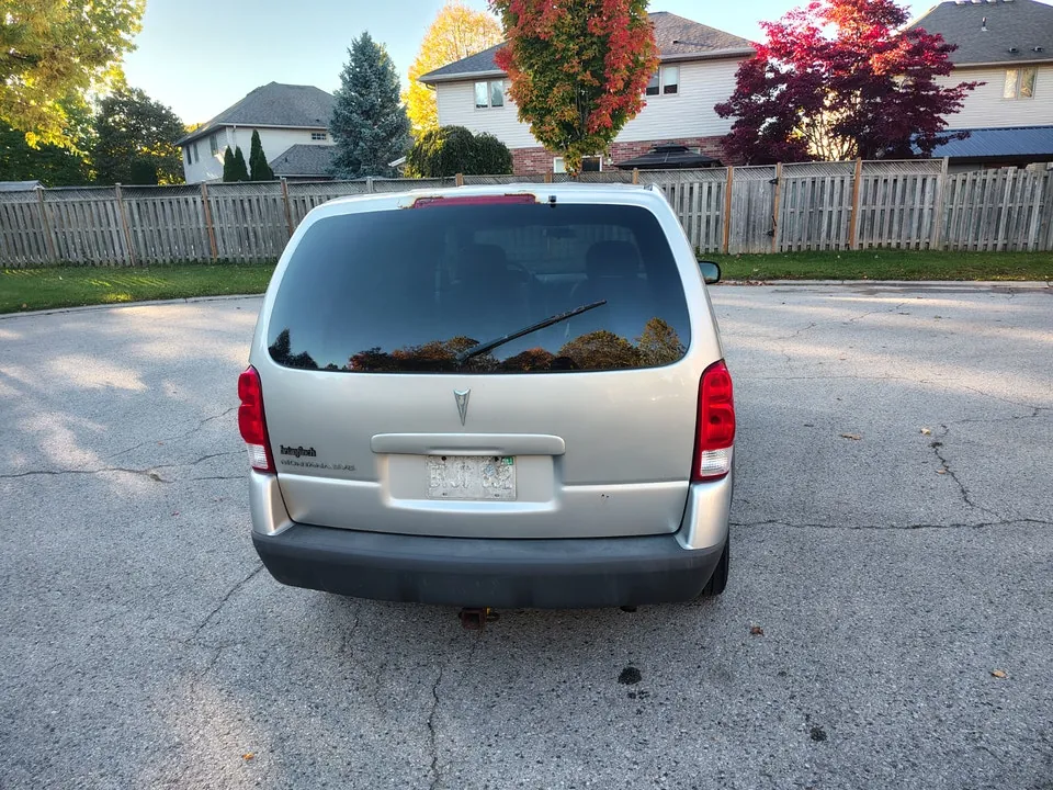 Pontiac Montana 2009 photo 4