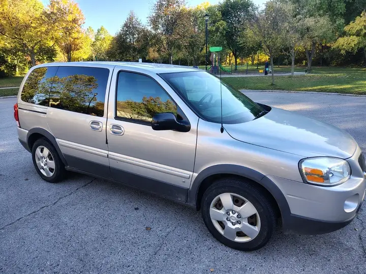 Pontiac Montana