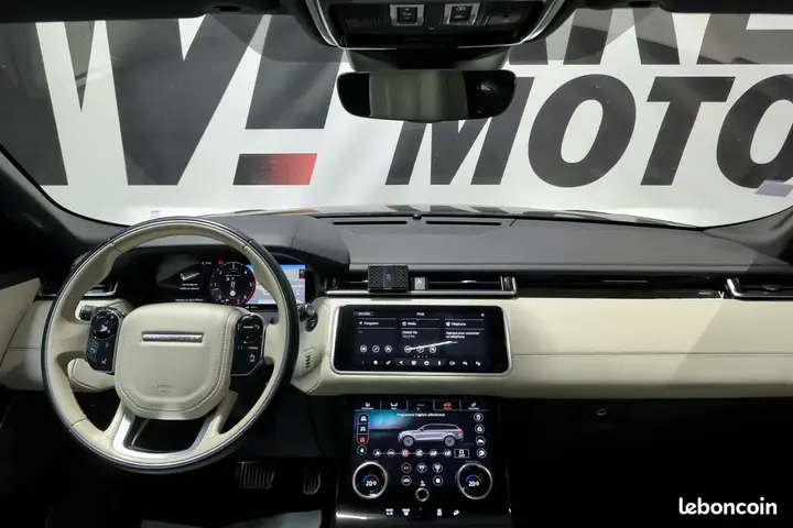 Land Rover Range Rover Velar 2019 photo 3
