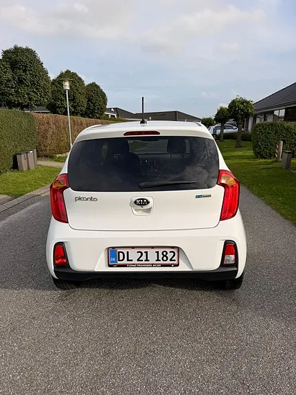 Kia Picanto 2016 photo 2