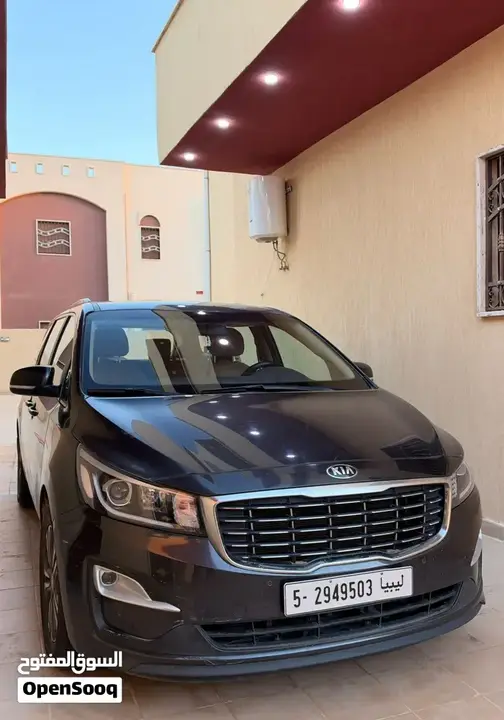 Kia Carnival 2021 photo 2