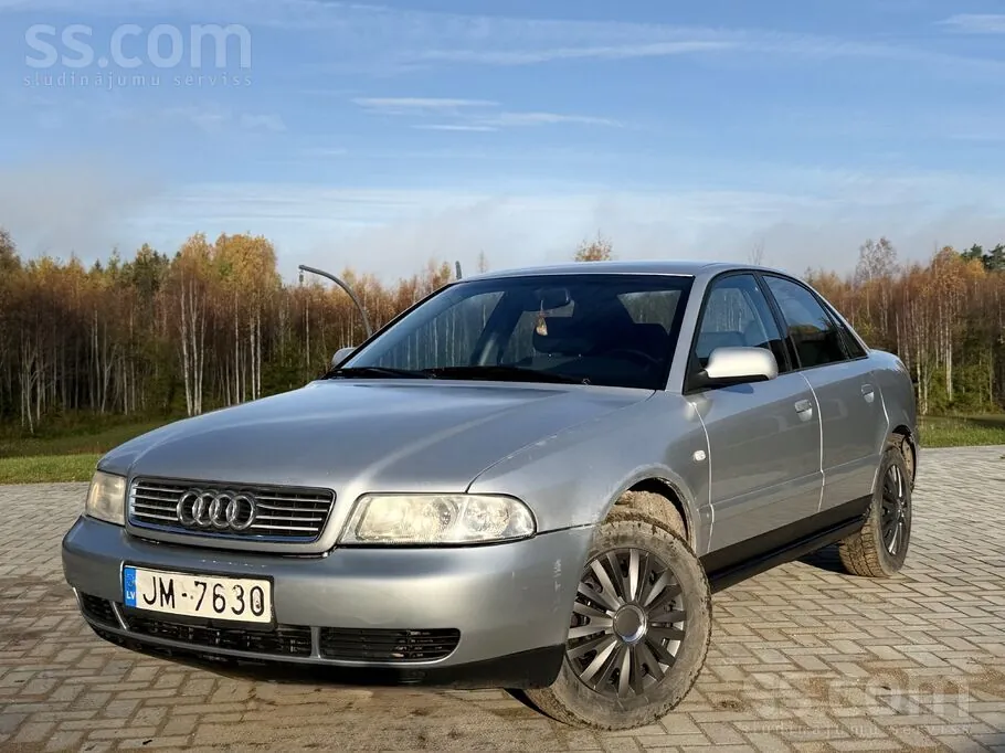 Audi A4 1999 photo 2