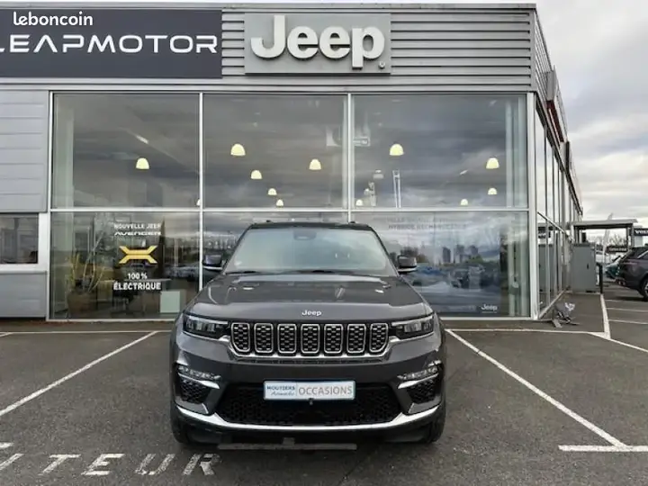 Jeep Grand Cherokee 2024 photo 3