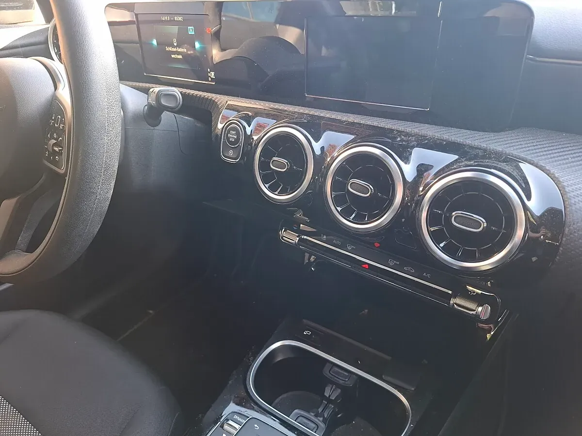 Mercedes-Benz Cla 2022 photo 2