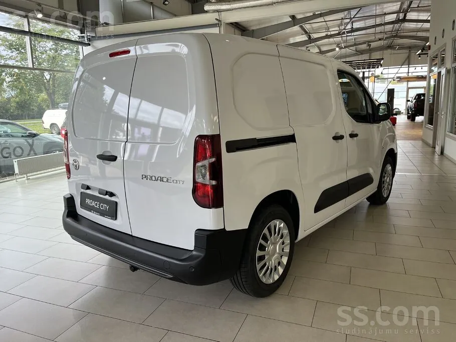 Toyota Proace 2026 photo 2