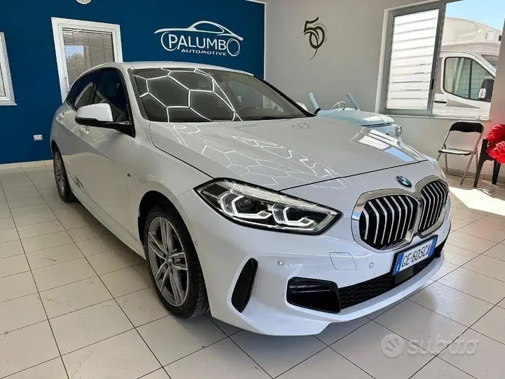 BMW 118D 2021 photo 3