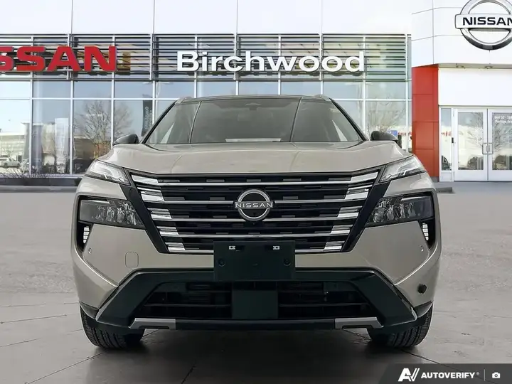 Nissan Rogue 2026 photo 2