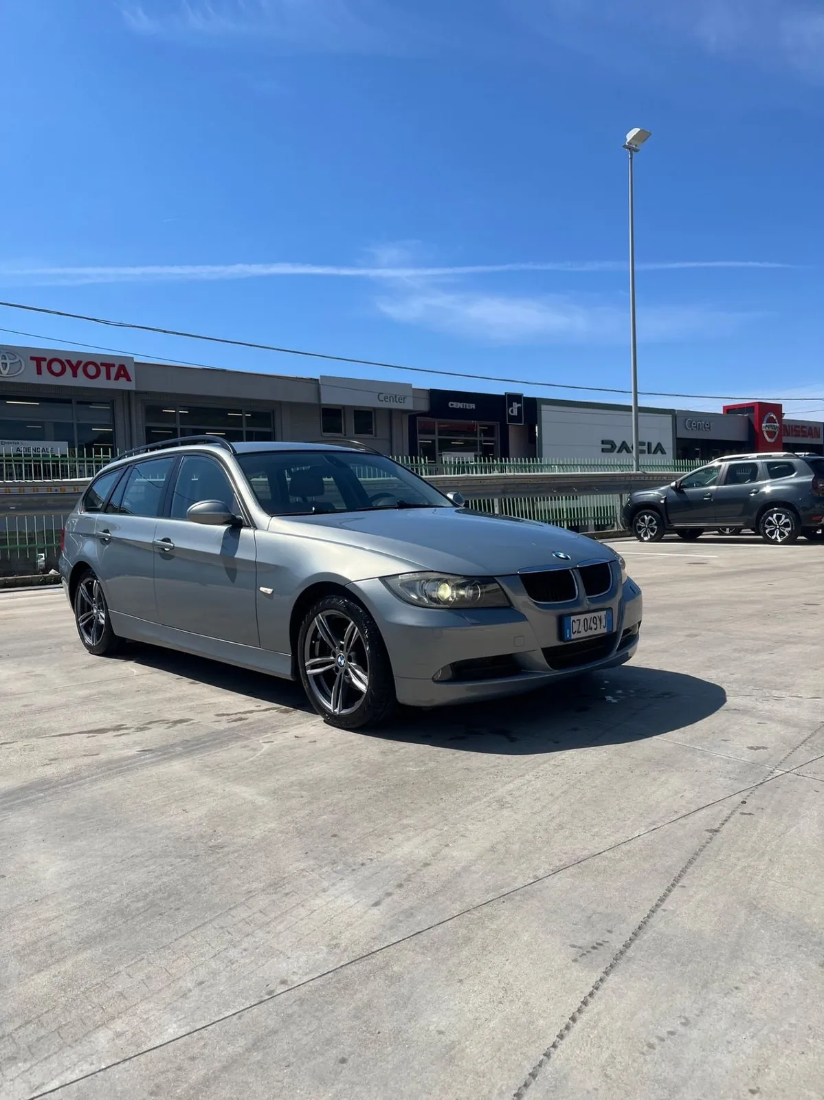 BMW 320D 2007 photo 2