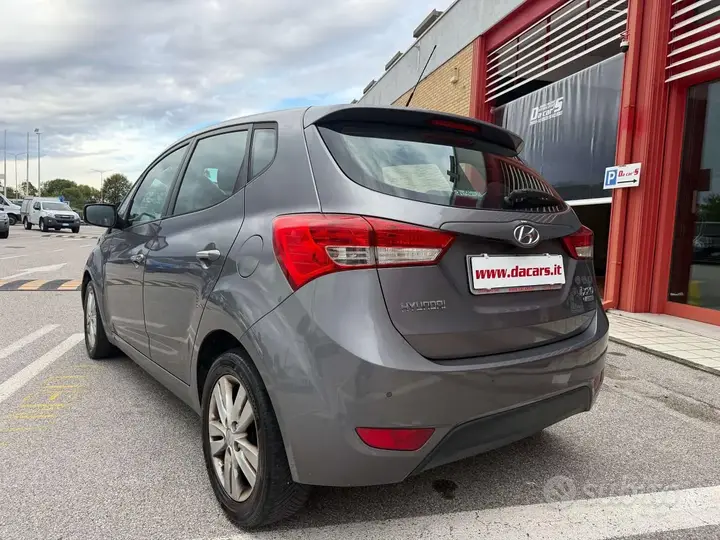Hyundai Ix20 2012 photo 5
