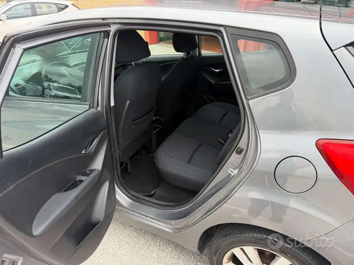 Hyundai Ix20 2012 photo 4