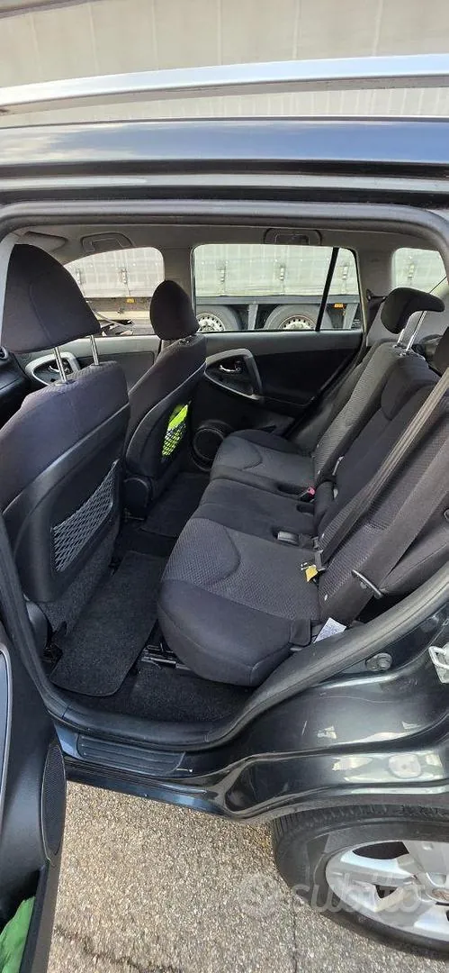 Toyota Rav4 2008 photo 5