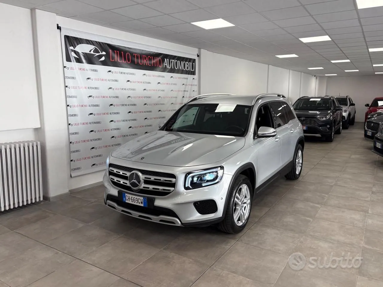 Mercedes-Benz Glb