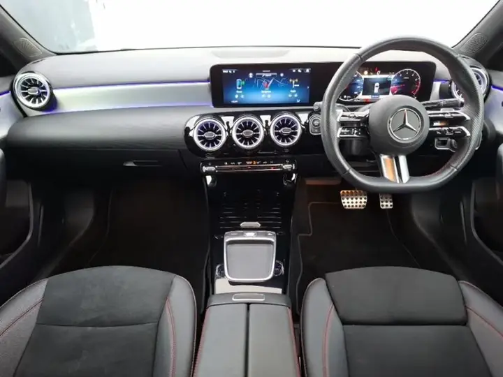 Mercedes-Benz A-Class 2024 photo 3