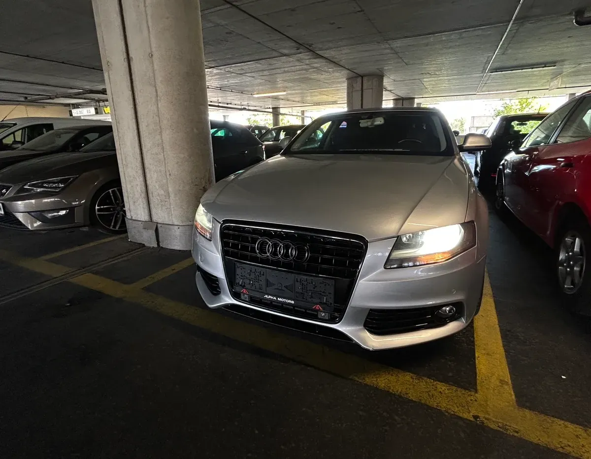 Audi A4 2008 photo 3