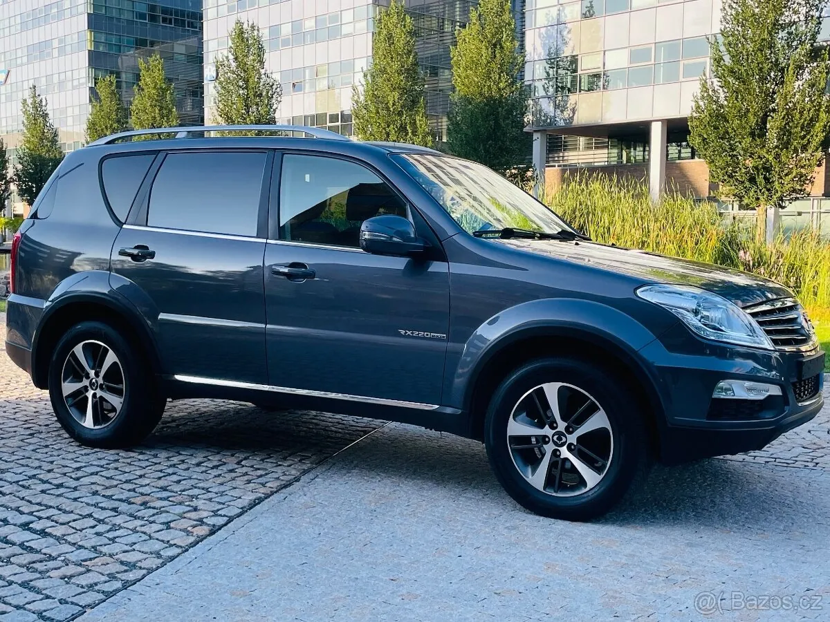 KG Mobility Rexton 2016 photo 5