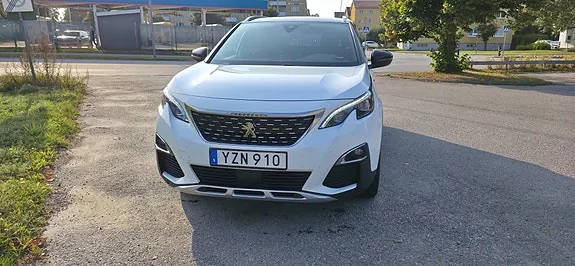 Peugeot 5008 2018 photo 2
