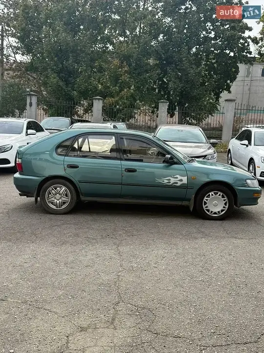 Toyota Corolla 1995 photo 3