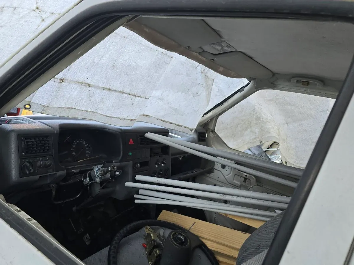 Volkswagen T4 2000 photo 3