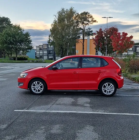 Volkswagen Polo 2012 photo 3