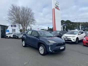 Toyota Yaris Cross 2024 photo 2