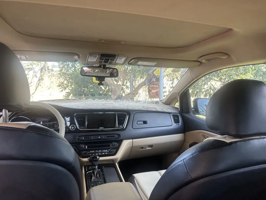 Kia Sedona 2016 photo 3
