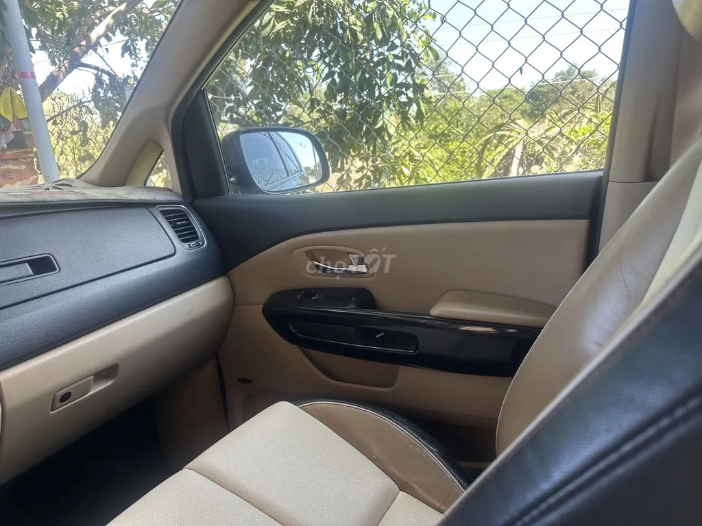 Kia Sedona 2016 photo 5