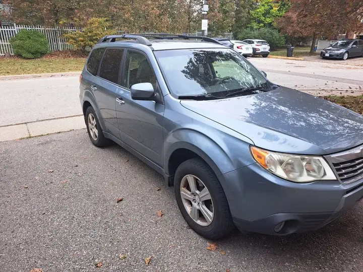 Subaru Forester 2009 photo 2