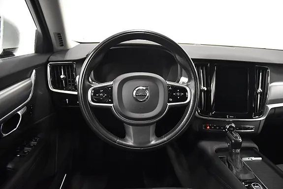 Volvo V90 2017 photo 2