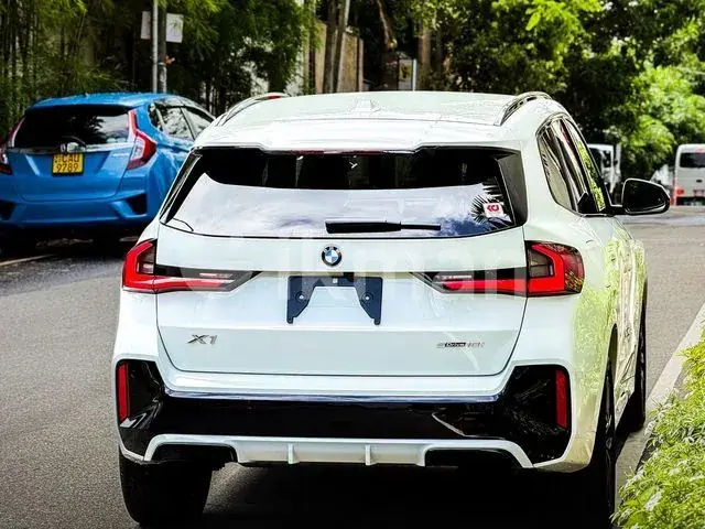BMW X1 2025 photo 4