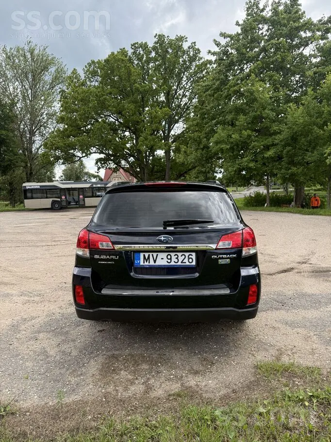 Subaru Outback 2014 photo 4