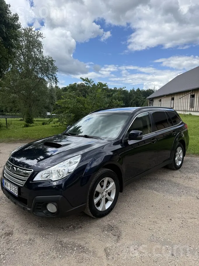 Subaru Outback 2014 photo 2