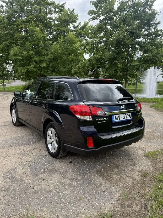 Subaru Outback 2014 photo 3