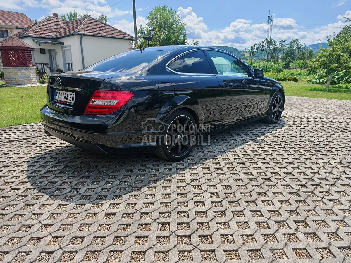 Mercedes-Benz C 180 2013 photo 5