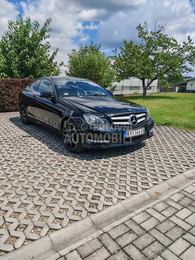 Mercedes-Benz C 180 2013 photo 3