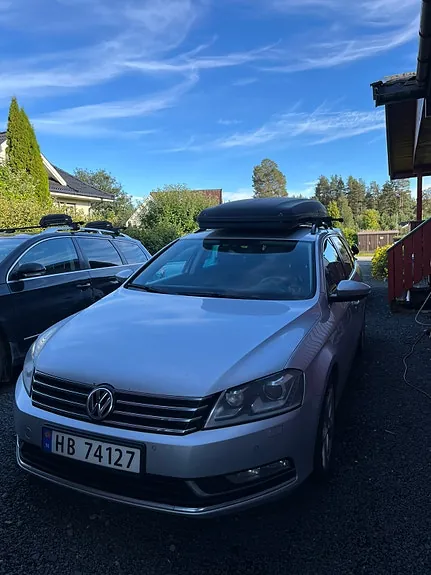 Volkswagen Passat 2012 photo 3