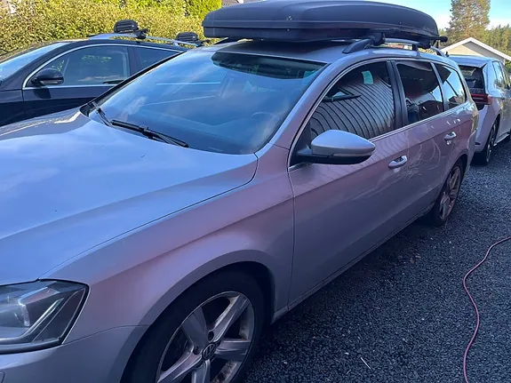 Volkswagen Passat 2012 photo 4