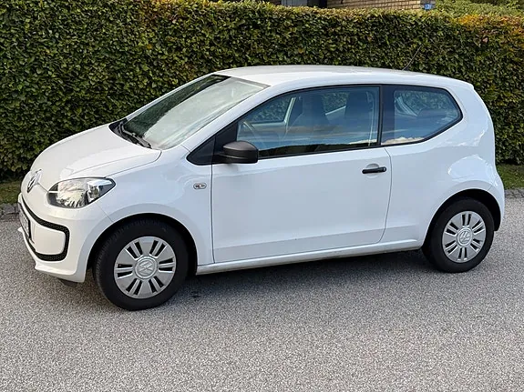 Volkswagen Up 2015 photo 2