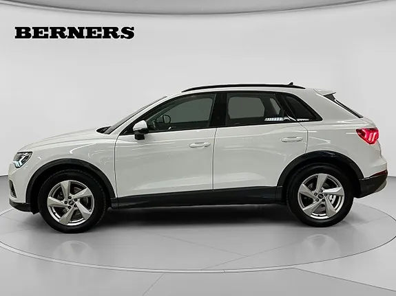 Audi Q3 2024 photo 2