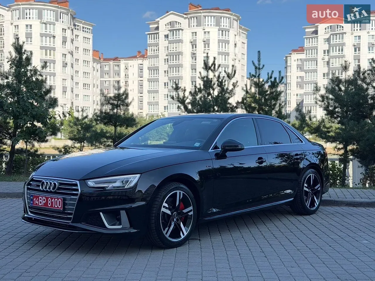 Audi A4 2017 photo 4