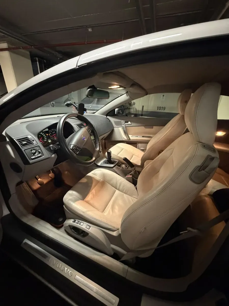 Volvo C70 2006 photo 3