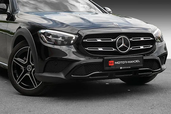 Mercedes-Benz E-Class 2022 photo 2