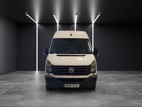 Volkswagen Crafter 35 2015 photo 2