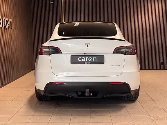 Tesla Model Y 2023 photo 4