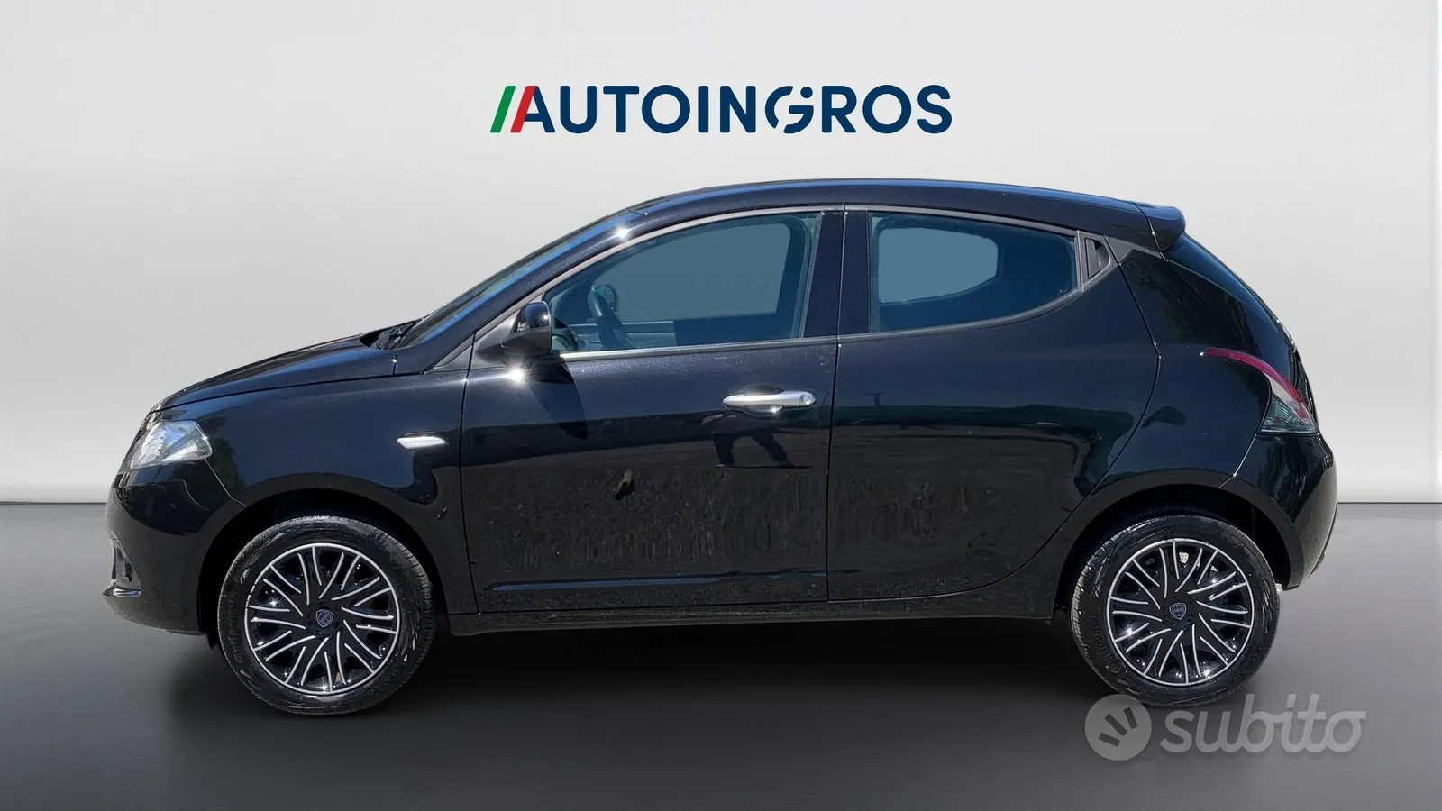 Lancia Ypsilon 2023 photo 2