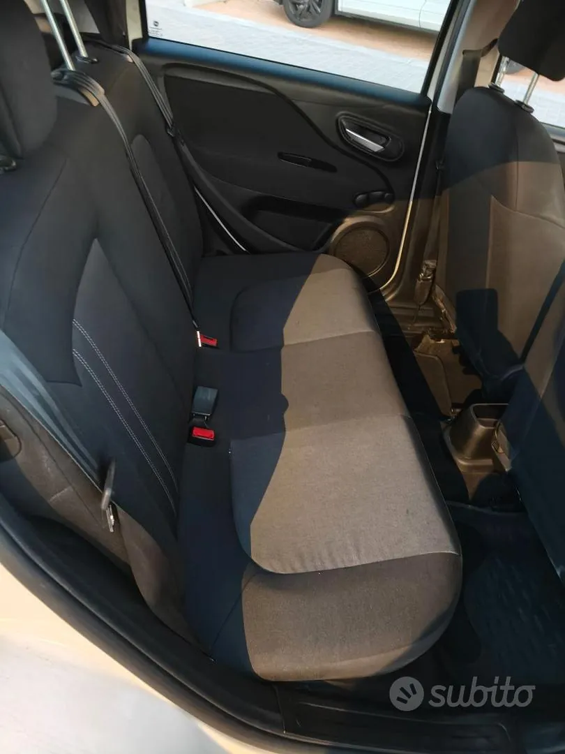 Fiat Punto 2013 photo 4