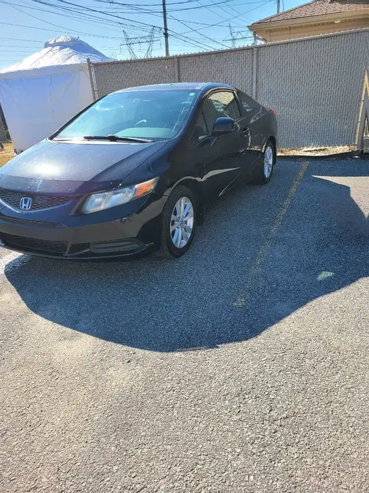 Honda Civic 2012 photo 2