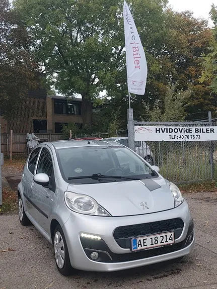 Peugeot 107 2013 photo 2