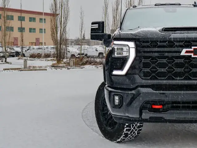 Chevrolet Silverado 2500Hd 2025 photo 5