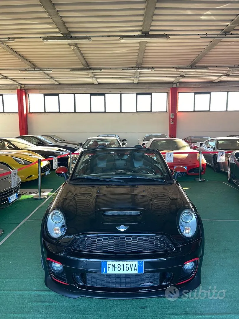 Mini John Cooper Works Roadster 2012 photo 2